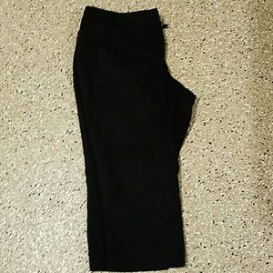 💥Closet closing 💥EUC cropped dress pants