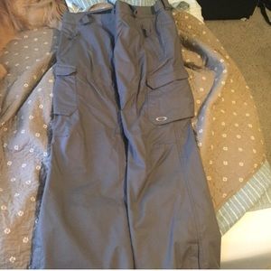 Oakley snowboarding pants slightly used