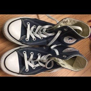 Navy High Top converse