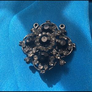 Black Stones and Rhinestones Brooch--my style