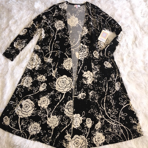 LuLaRoe Sweaters - Lularoe Sarah black & cream gorgeous roses unicorn