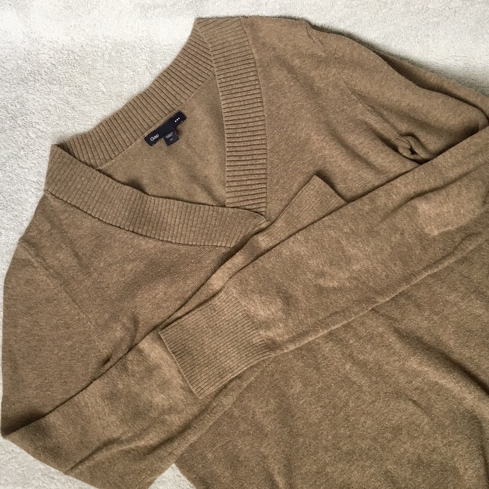 Gap Sweater