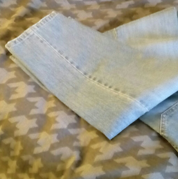 Jeans - Picture 2 of 4