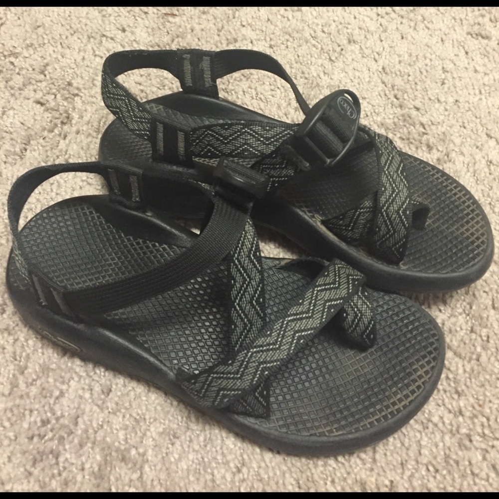Black Chacos 👌🏻👌🏻