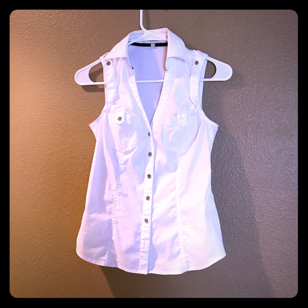 Express Design Studio sleeveless button down