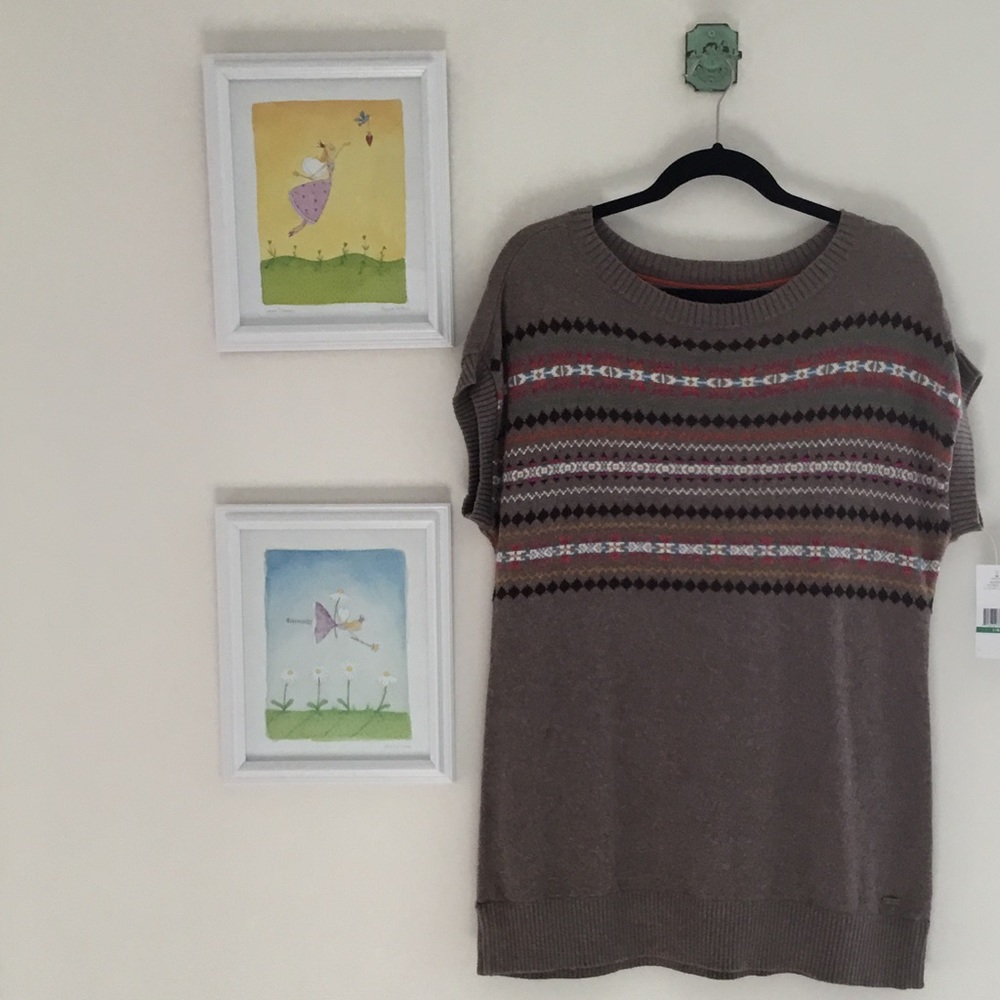 Colorful Fall Short-sleeve Sweater