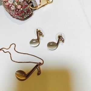 Earrings and necklace high quality