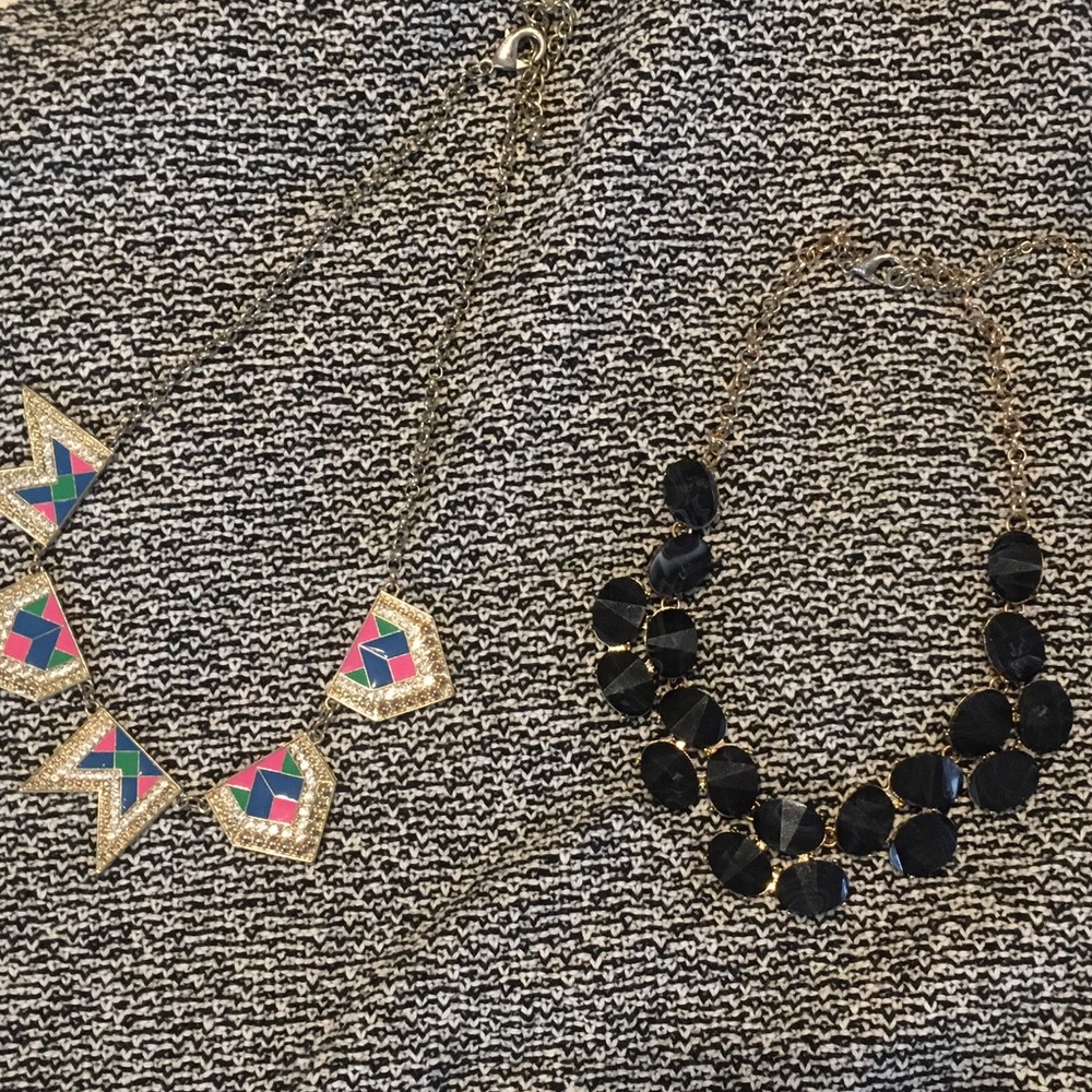 Set of two necklaces!