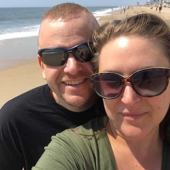 Meet your Posher, Kerri - Picture 2 of 2