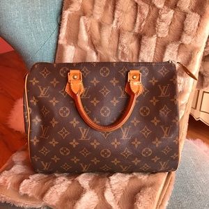Speedy 30 Louis Vuitton nearly perfect condition