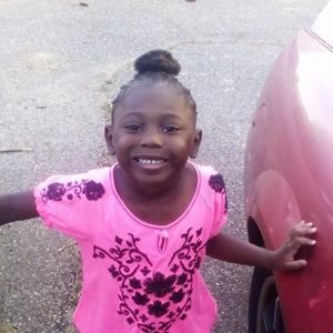 Meet your Posher, Dee