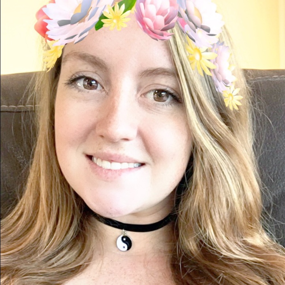 Meet your Posher, Angelique