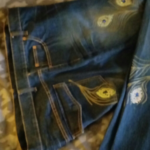 Jeans - Picture 3 of 3