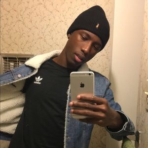 Meet your Posher, Chad