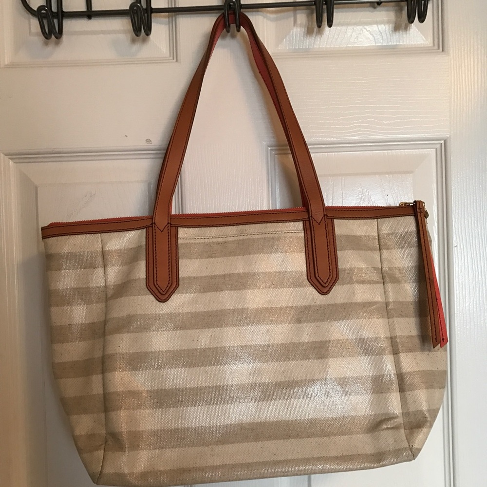 Fossil tote purse