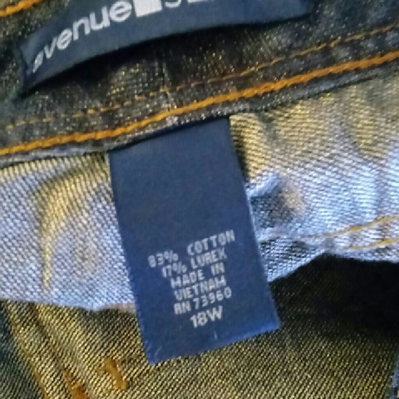 Jeans - Picture 3 of 3