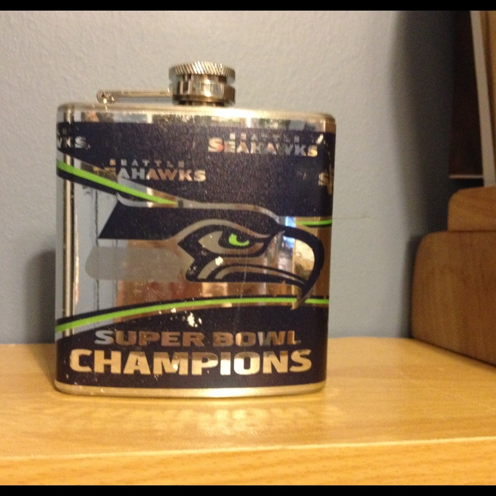 Super Bowl 48 Seahawks flask
