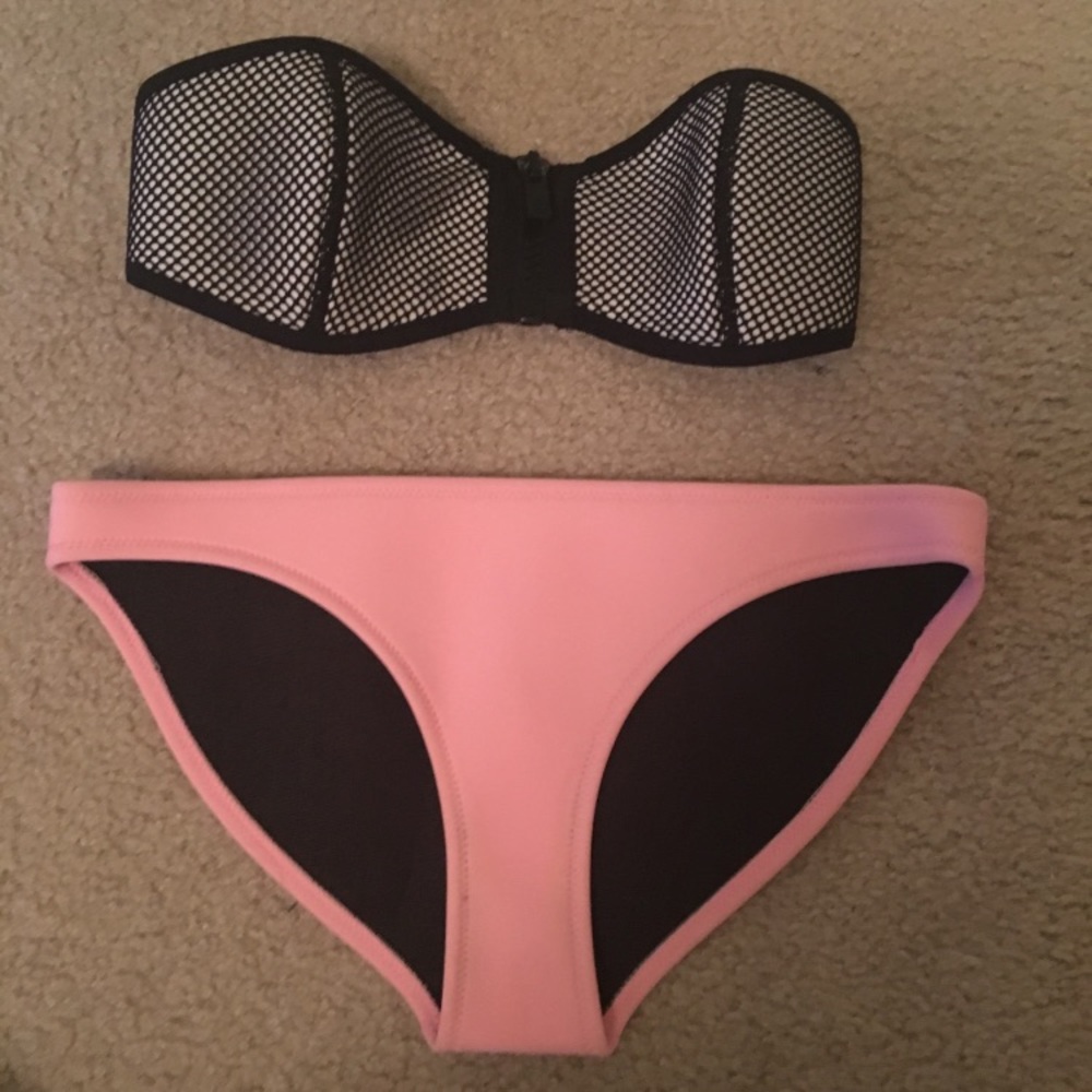 Authentic triangl bikini