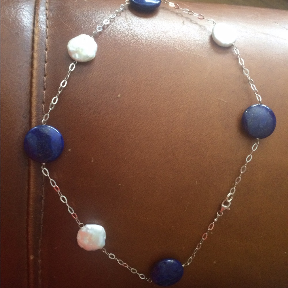 Beautiful natural Pearl and Lapis necklace