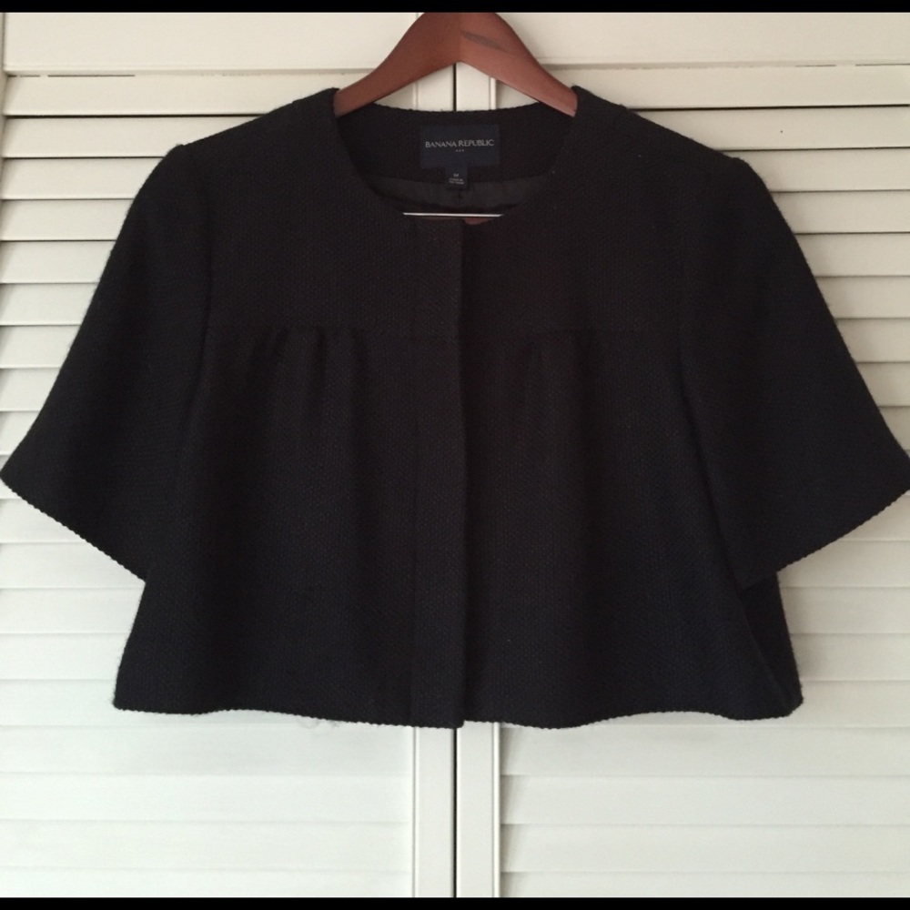 Banana Republic crop short sleeve jacket
