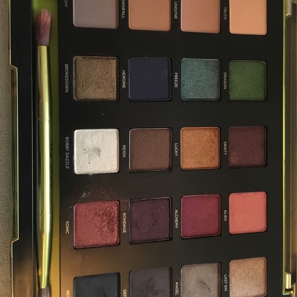 Urban Decay VICE - Picture 1 of 6