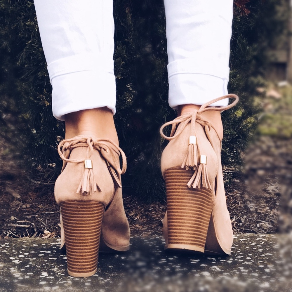 LAST PAIR! 🌸Peep Toe Sandal Booties - Picture 2 of 4