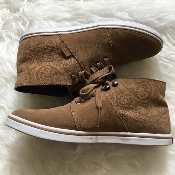 Vans Shoes - Vans Leather Size 8