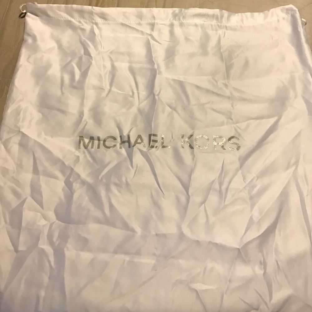 Medium Michael kors dust bag