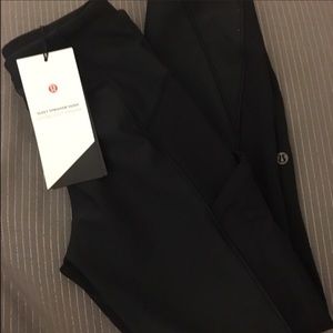 Lululemon BRAND NEW sleet sprinter tight