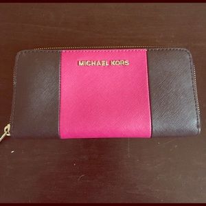 Michael Kors wallet