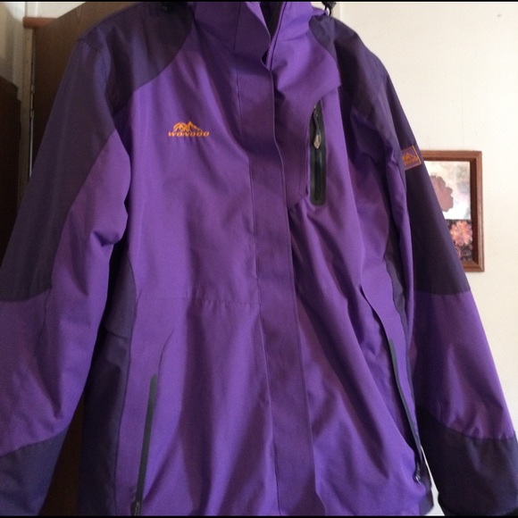 Woman's large jacket - Picture 2 of 4