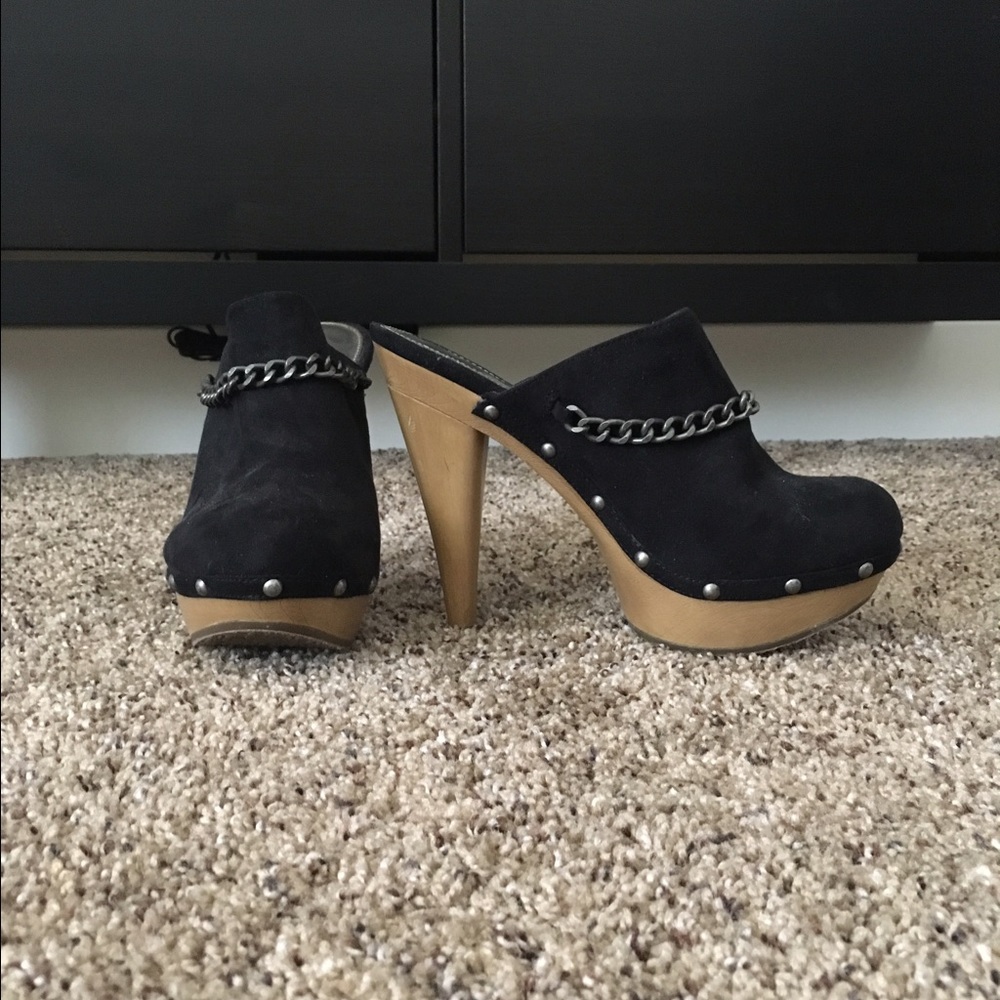 ELLE black faux suede chain platform shoes