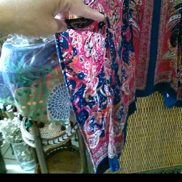 Top - Picture 4 of 7