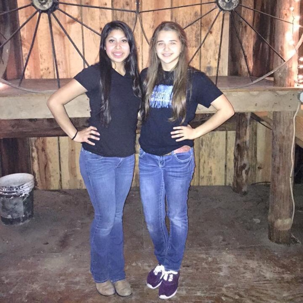 Meet your Posher, Alexis