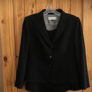 Black Jacket/Skirt Suit by Tahari -Arthur Levine