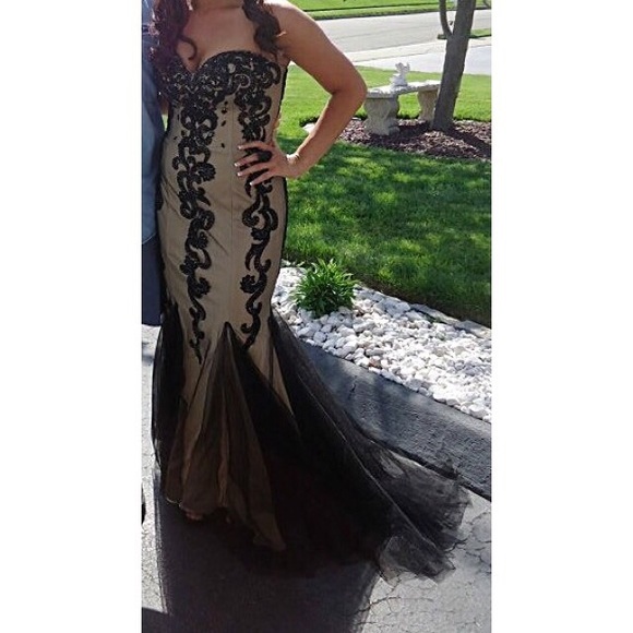 Jovani Prom Dress - Picture 3 of 4