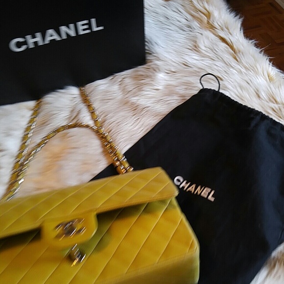 AUTHENTIC CHANEL HANDBAG 2.55. - Picture 4 of 4
