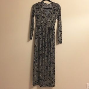 Ecóte Paisley Maxi Dress