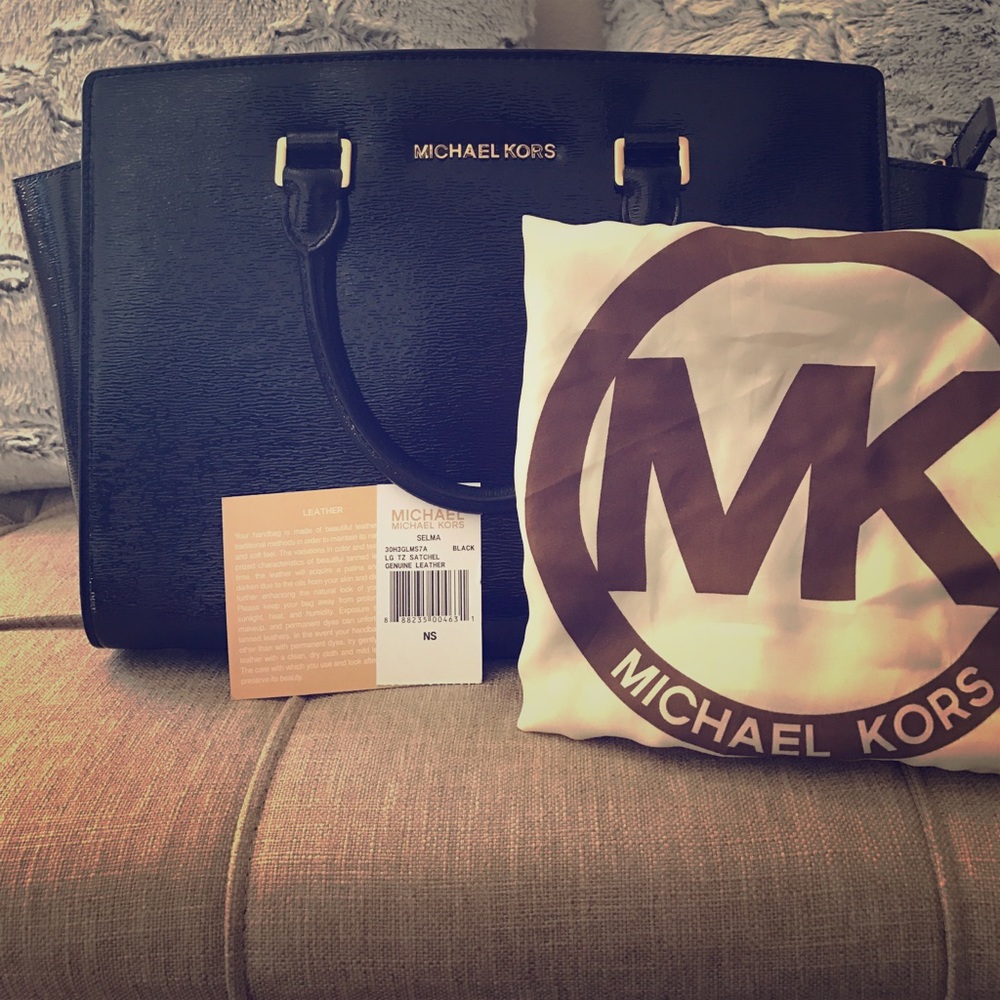 Michael Kors Selma satchel  sz large