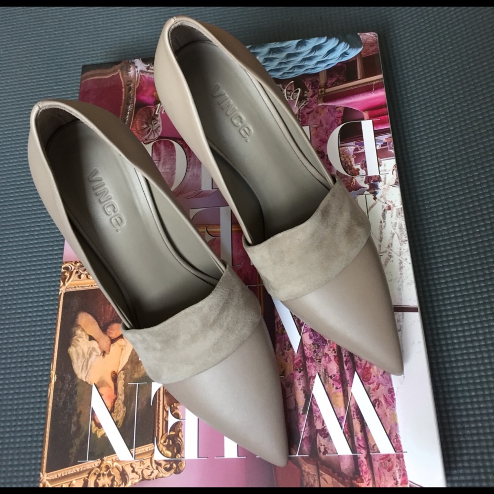 VINCE CAMUTO Grey Leather and Suede Heels Size 7 M
