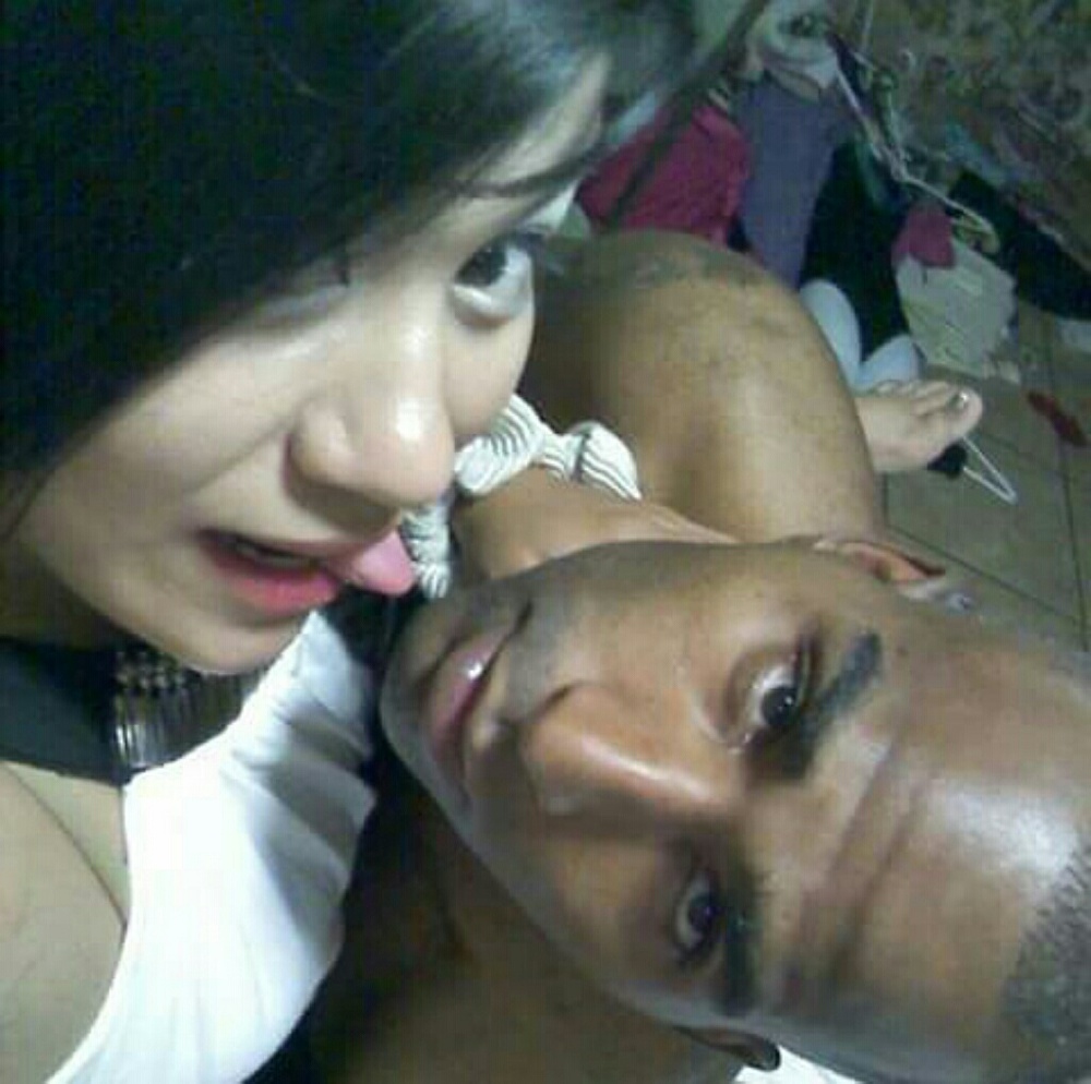 Meet your Poshers, Amber & Ricky!!! - Picture 2 of 3