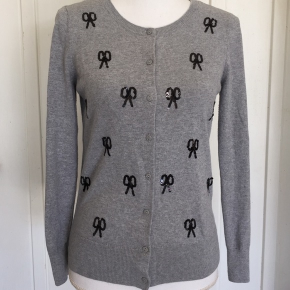 LOFT Sweaters - 🌸Loft Cardigan🌸