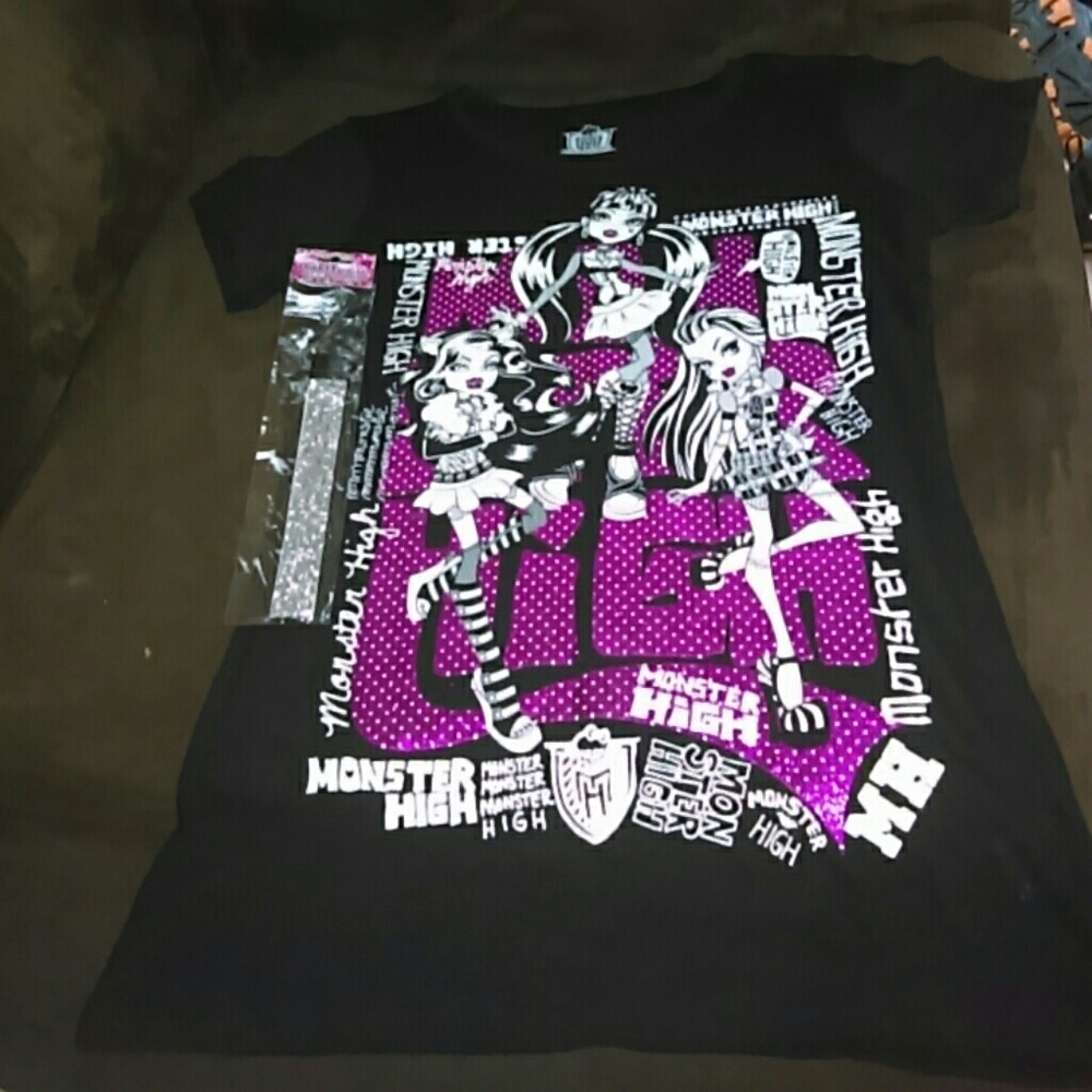Moster high t-shirt bundle with silver headband