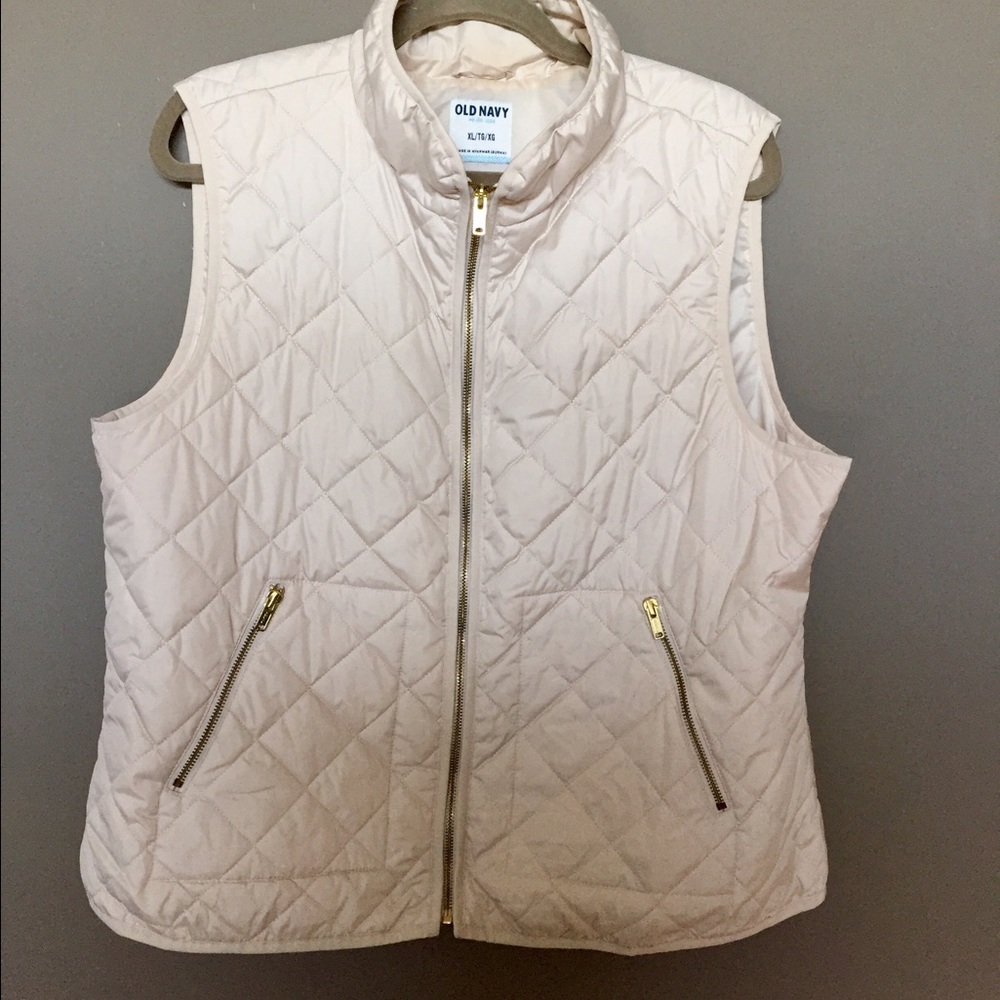 Lightweight Quilted Vest