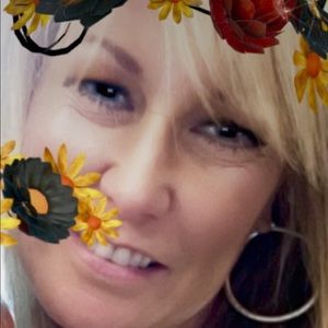 Meet your Posher, Paula