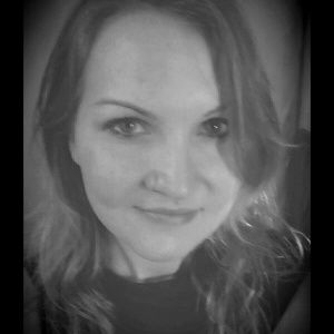 Meet your Posher, Dina