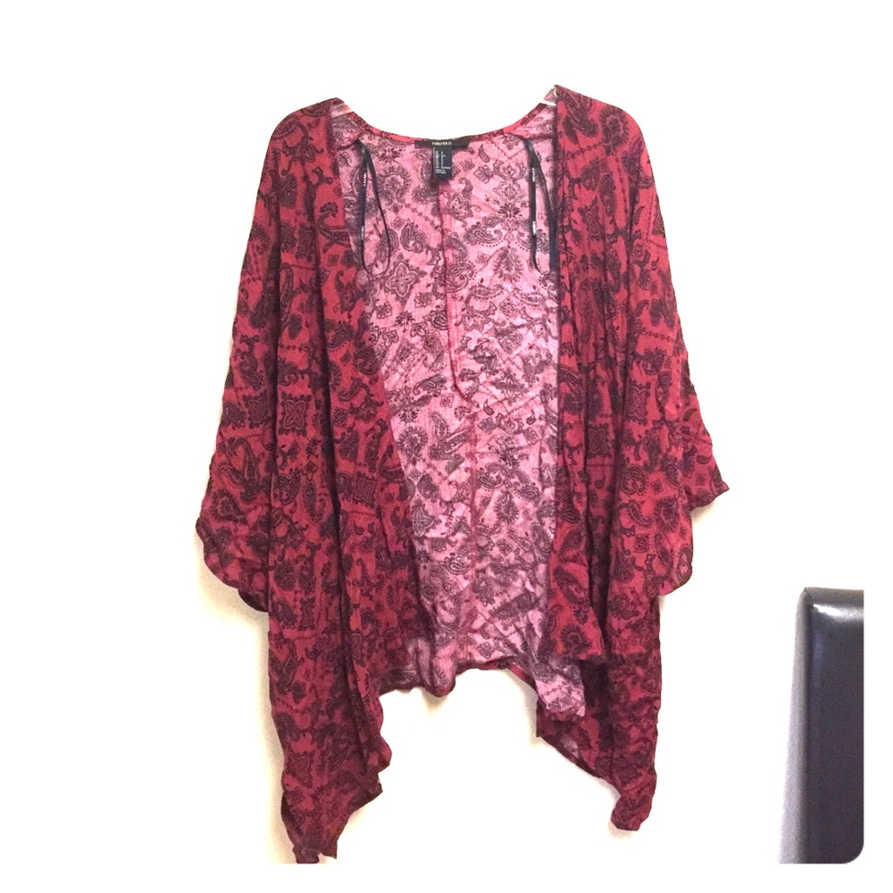Red and black paisley kimono
