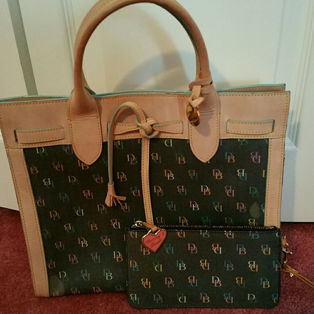 Purse & wristlet