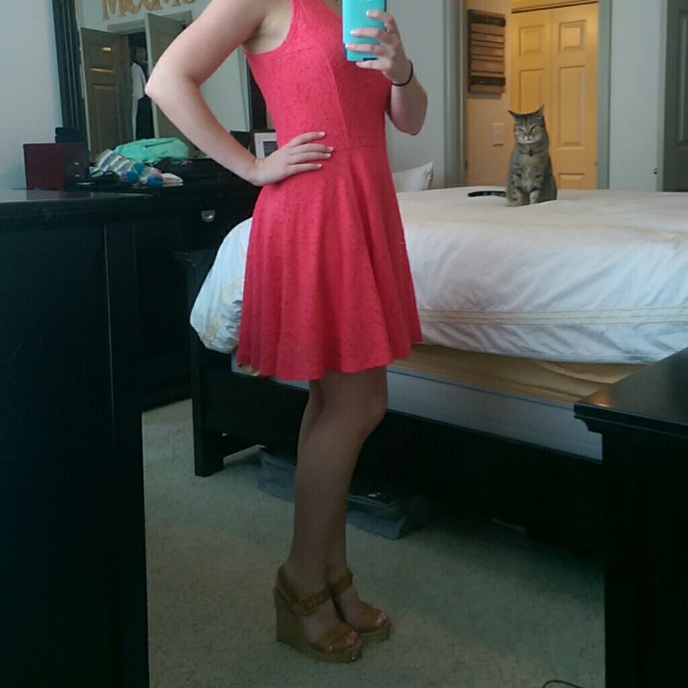 Sleeveless dress