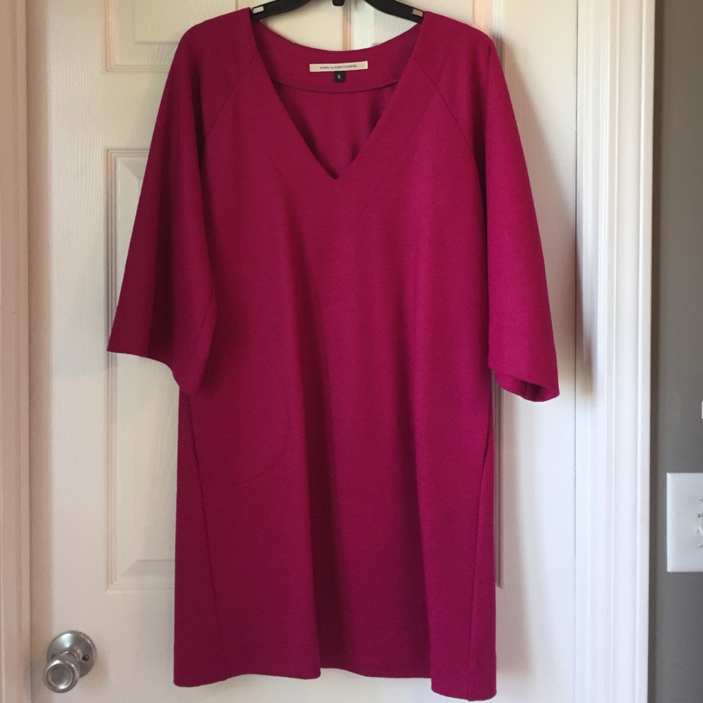 💰⬇️Diane von Furstenberg fuschia dress